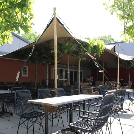 샬레 With Sauna And Terrace In Gelderland *